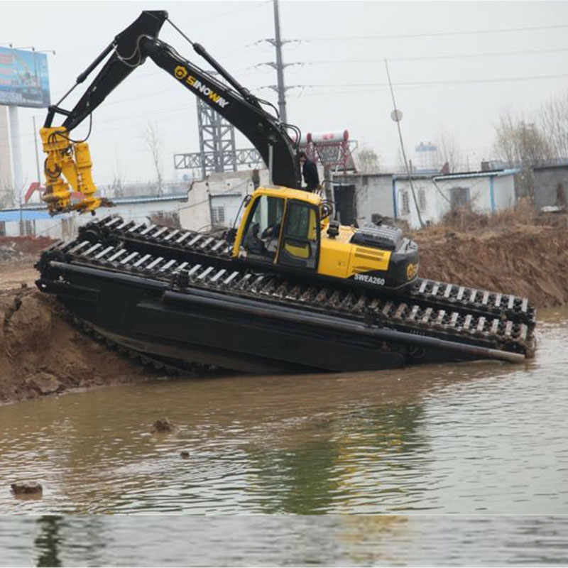 Amphibious Excavator Dredger